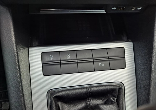Skoda Octavia cena 46900 przebieg: 185913, rok produkcji 2016 z Bukowno małe 326
